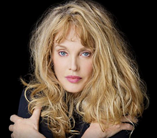 Arielle Dombasle (Chanteuse)