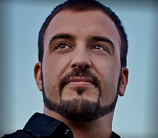 Hugo Lapointe Hugo Lapointe (Chanteur)